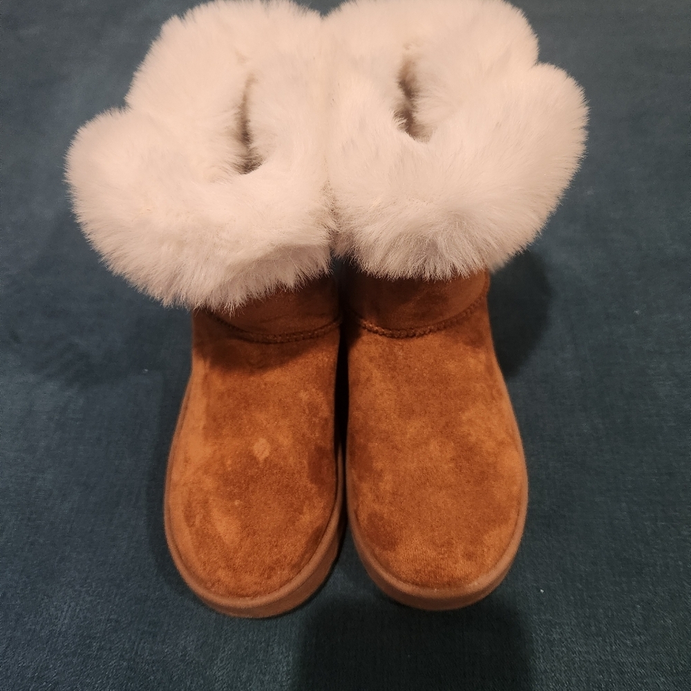 GIRLS SONOMA SIZE 12 BOOTS